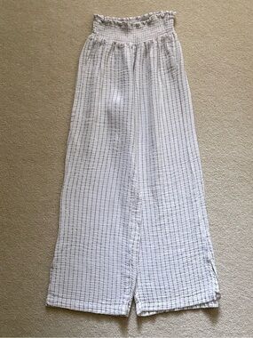 Juniper Blu Women’s Striped Cotton Blend Pants. Size Large.